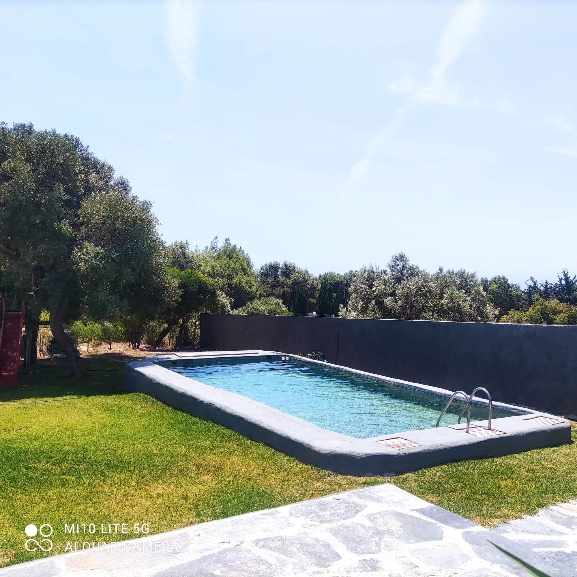 Private pool and garden